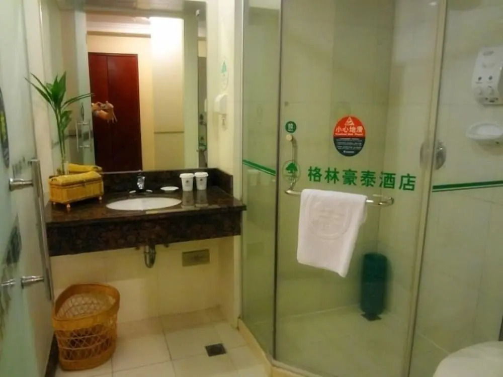 GreenTree Inn Nantong Chongchuan District Tongjing Avenue Jiaoyu Road Business Hotel