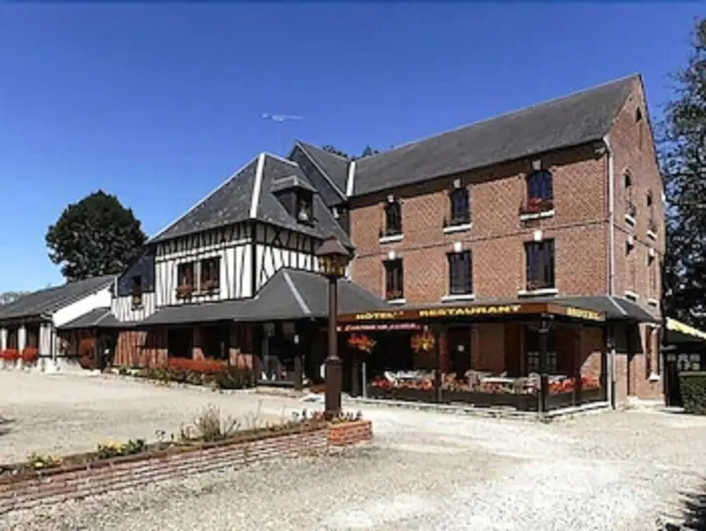 Logis - Hôtel & Restaurant Moulin Des Forges