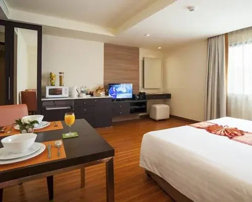 Aspen Suites Hotel Sukhumvit 2 - 4 Nights, Bangkok, Thailand