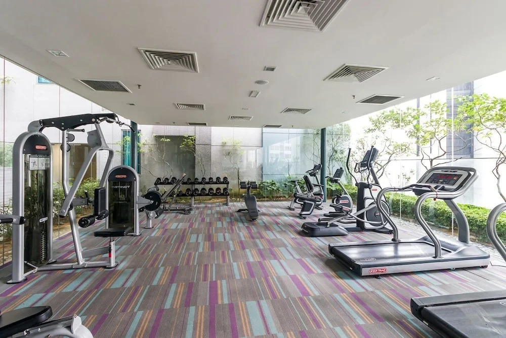 Bright 2BR Condo for 5 W/kl City View