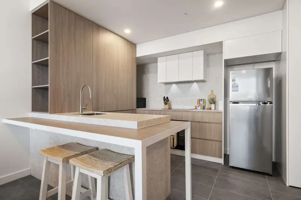 Modern 1-bed Apartment With Views in Fremantle