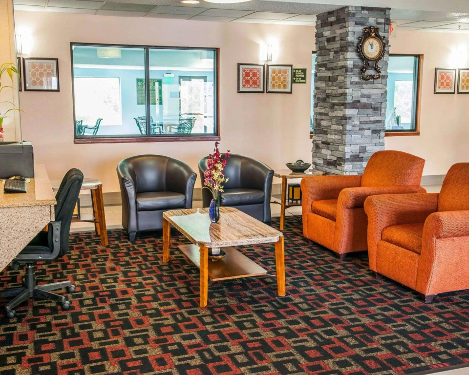 Quality Inn & Suites South Bend Airport