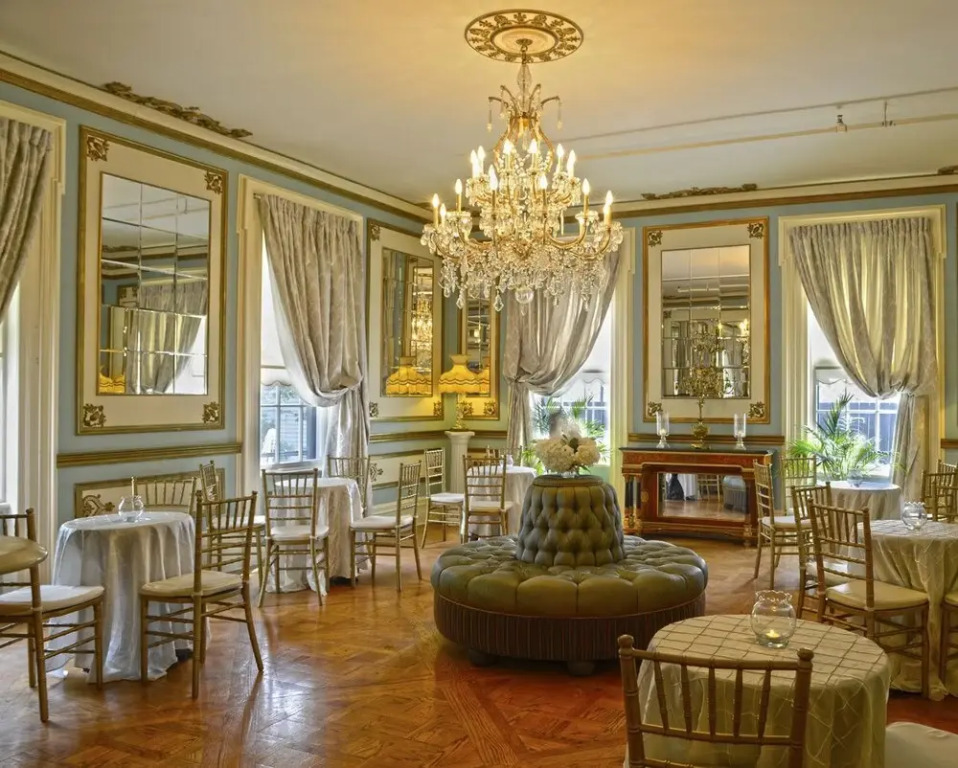 Maxwell Mansion Hotel