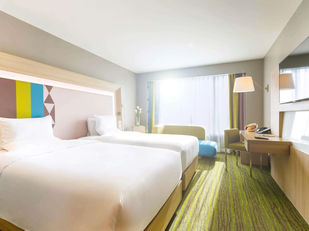 Novotel Manila Araneta City Hotel