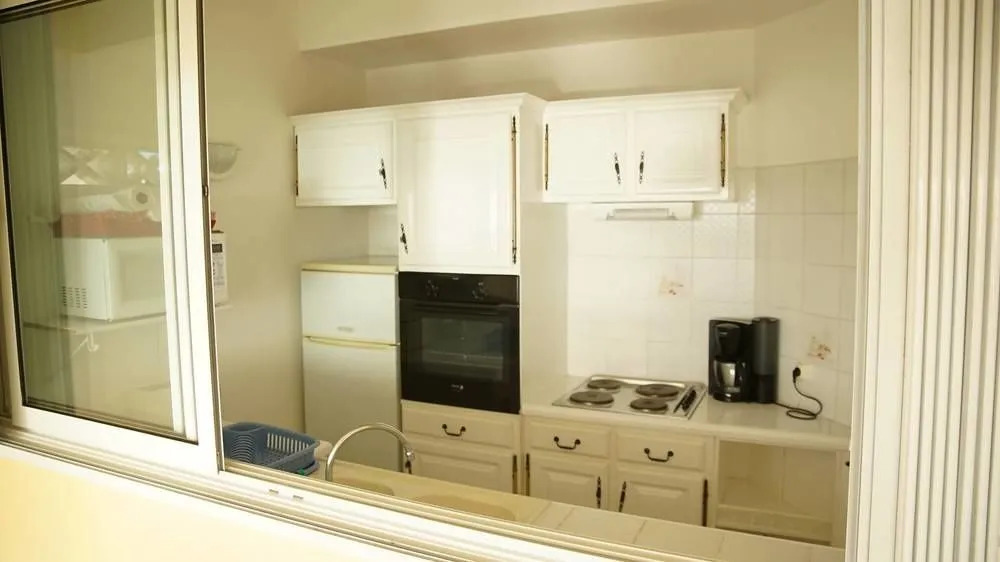 Idolem Residence