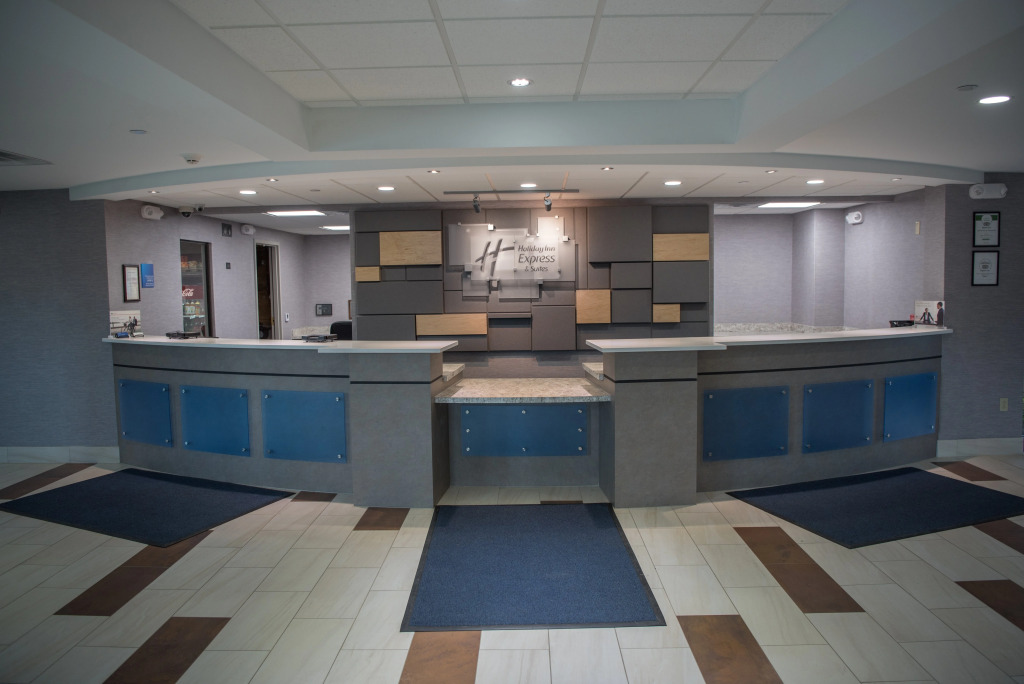 Holiday Inn Express Hotel & Suites Erie an IHG Hotel