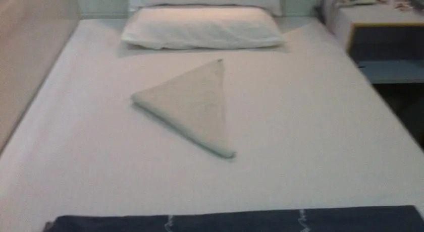 Cosmos Guest House (4/F)