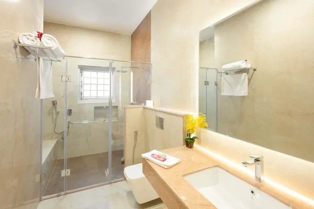 Petals Luxury Homestay