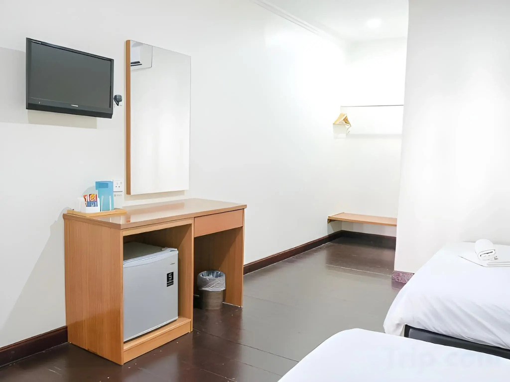 Landcons Hotel & Resort