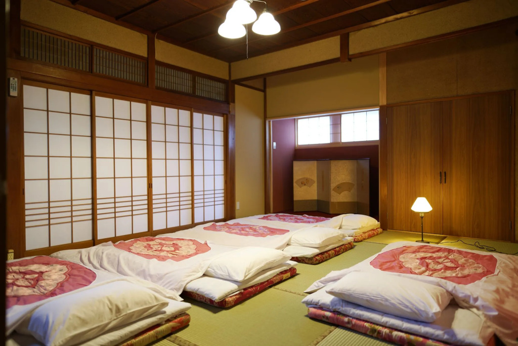 GUESTHOUSE Kinosaki Wakayo - Hostel, Caters to Women