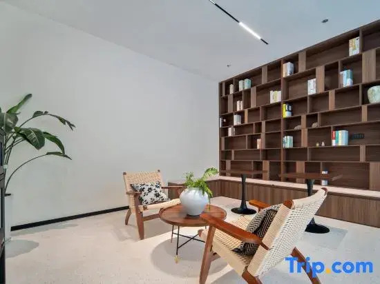 Yeshizi Shanye Suxi Family Vacation Homestay (Moon Bay Scenic Area)
