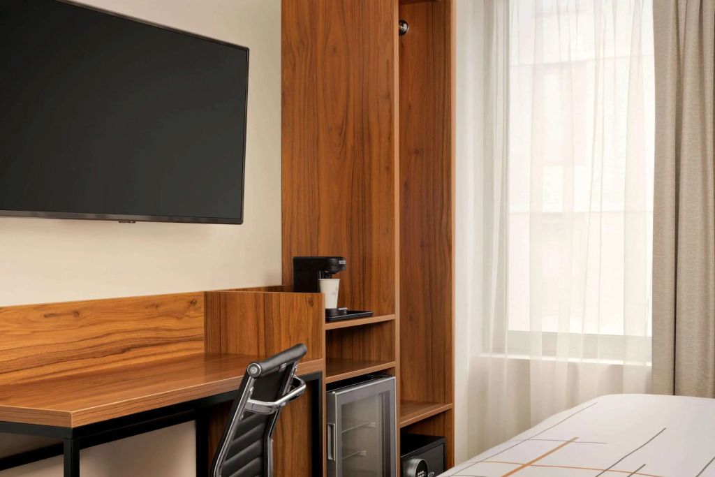 La Quinta by Wyndham Time Square South