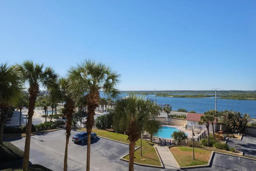 Windjammer 206, 3 Bedrooms, Sleeps 8, Ocean Front, 2nd Floor, Elevator