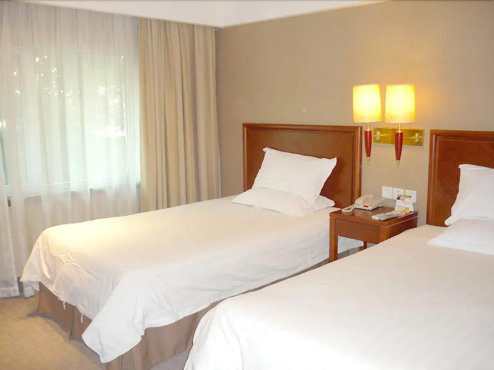 GreenTree Inn Shanghai Jiangpu Business Hotel