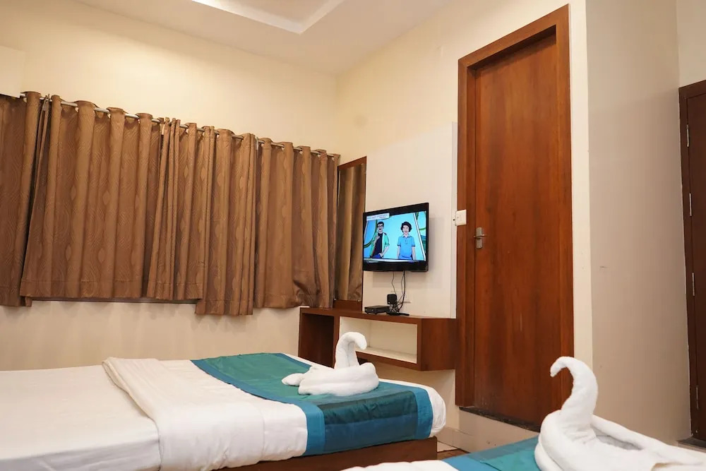 OYO 4116 Hotel Satyug