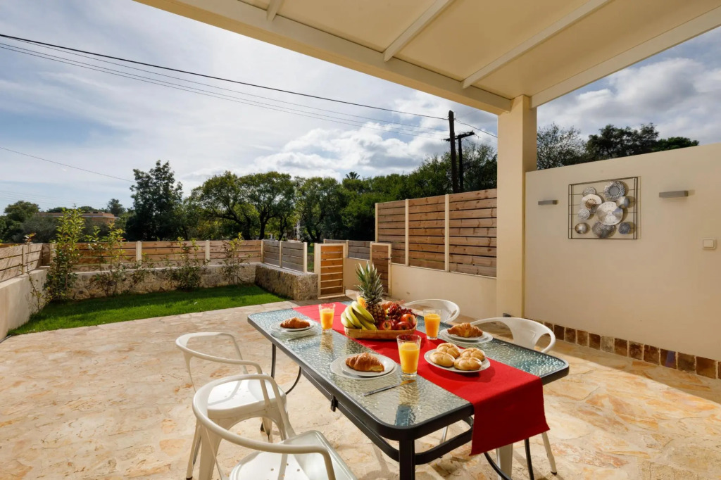 Senses Suite Ena in Dassia