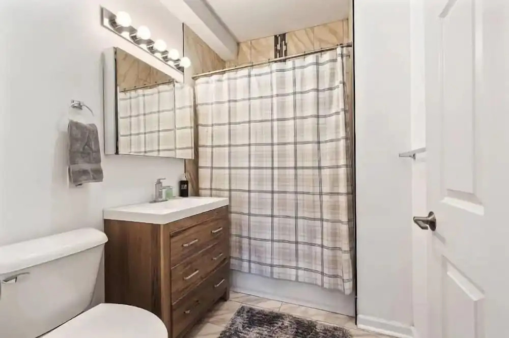 261 S 17th Street