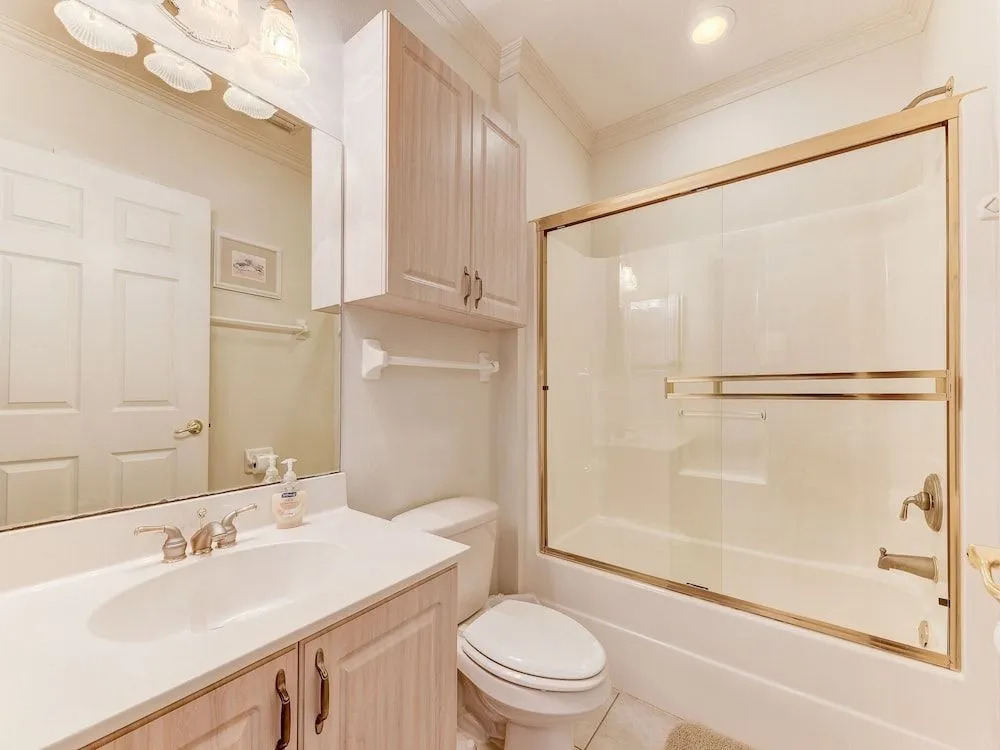 South Beach Club 205 by Distinctive Beach Rentals