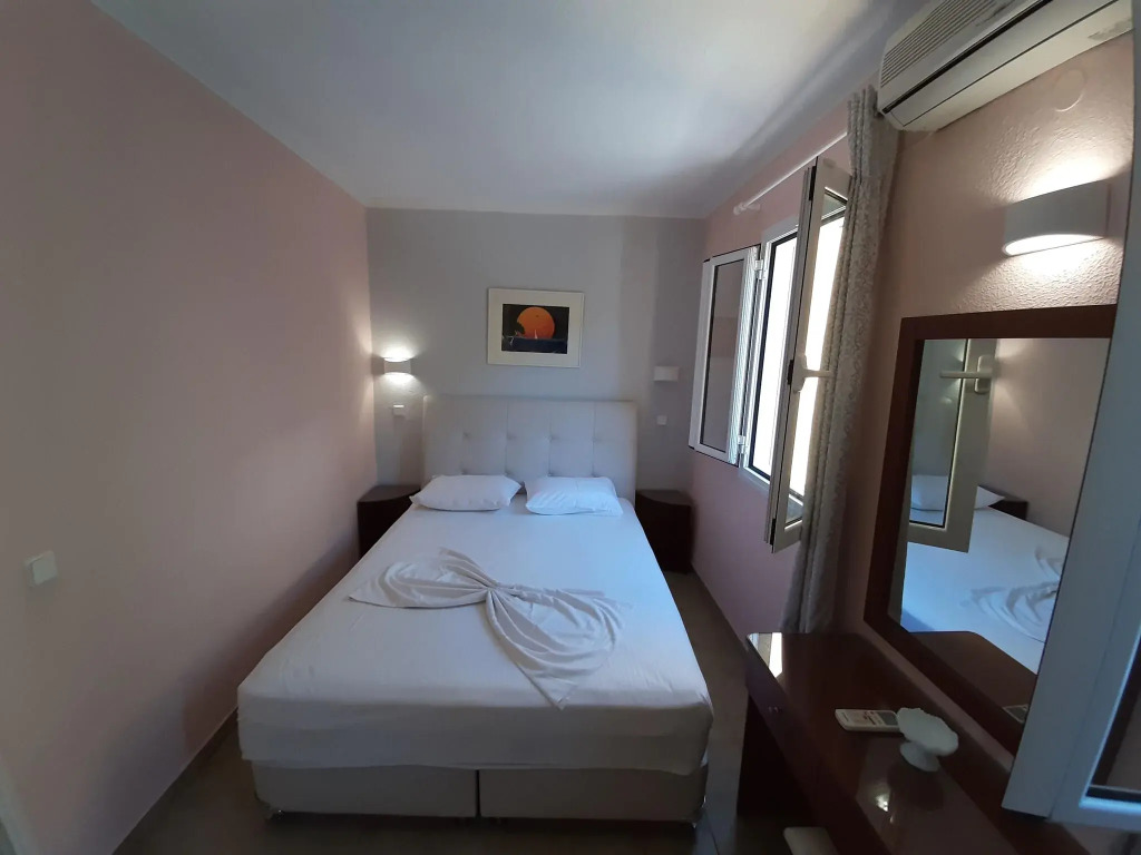 Pleasant Apartment in Mpenitses With Terrace