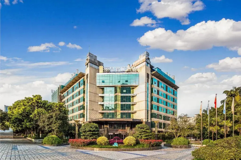 Rezen Kingtown Hotel (Chongqing Ranjiaba)