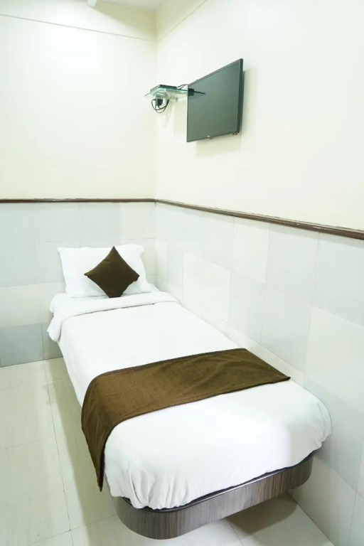 Hotel Sharda Sion