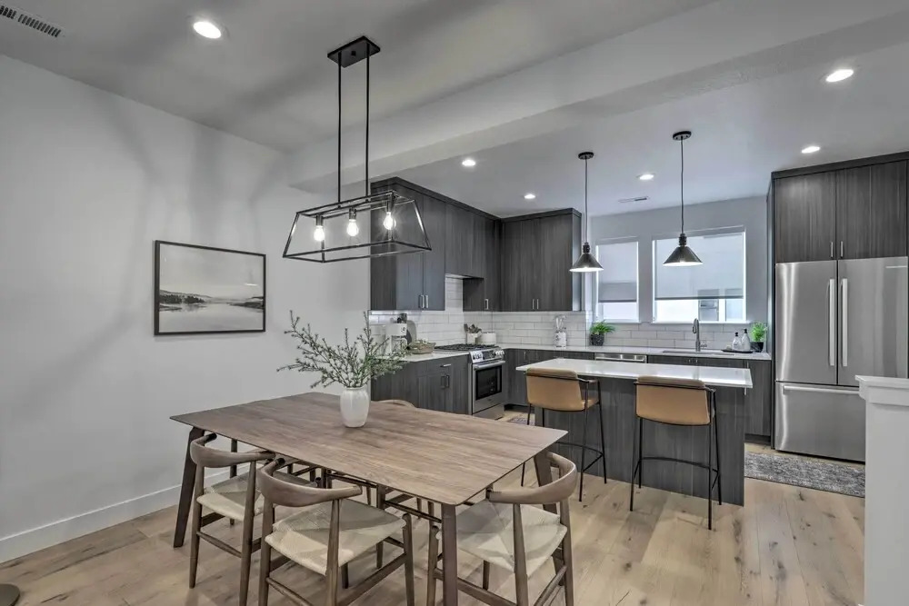 Chic & Sunny Provo Townhome w/ Rooftop Deck!