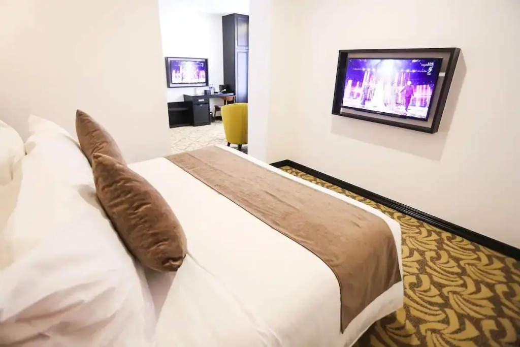 HAKO HOTEL JBCC