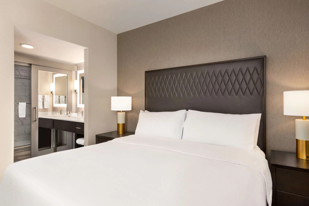 Homewood Suites by Hilton Indianapolis Downtown IUPUI
