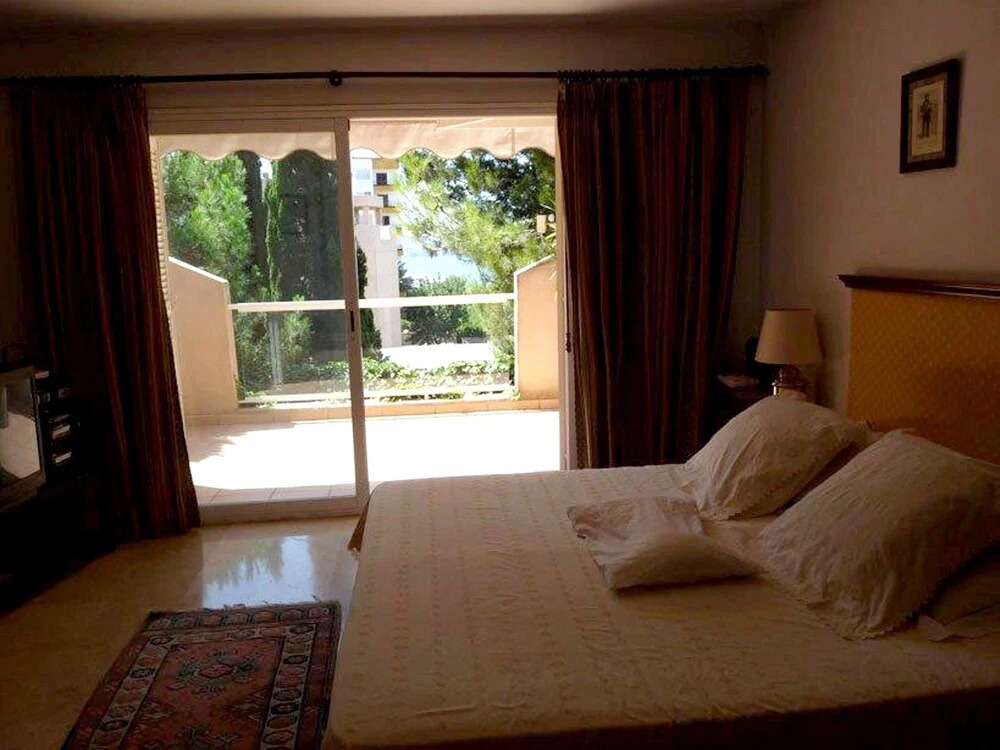 House With 4 Bedrooms in Portals Nous, With Wonderful sea View, Pool A