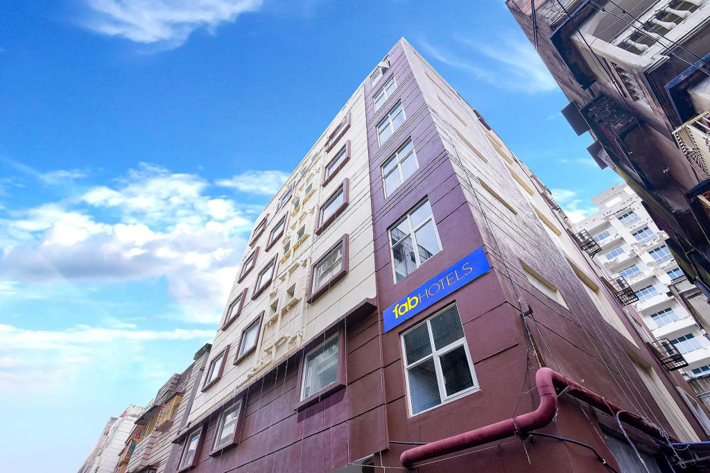 FabHotel Paradise