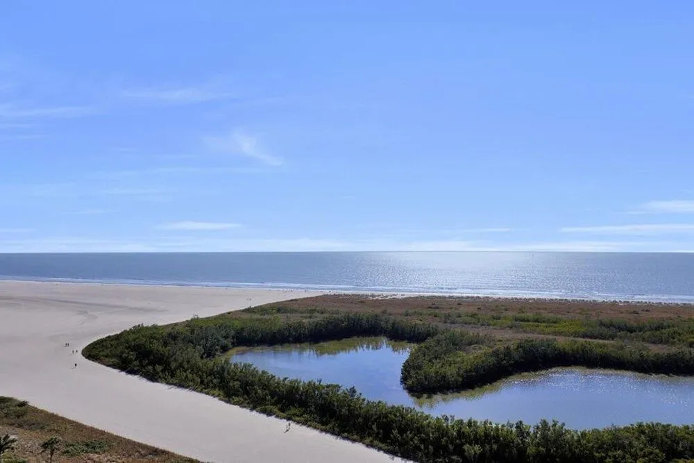 Seaview #67023 - 2 Br Condo
