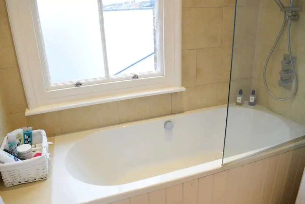 Cosy 1 Bedroom Apartment in Shepherds Bush