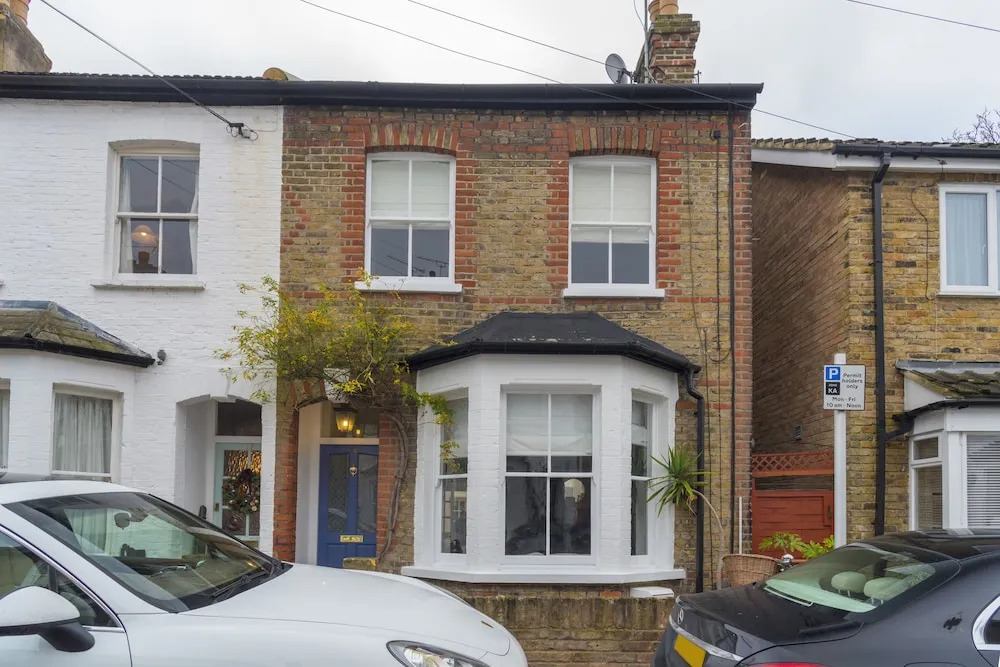 Traditional Home in Kew Gardens