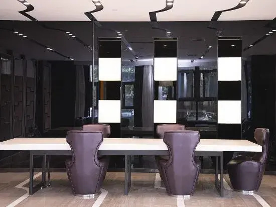 Ruimanda Hotel (Jiaozhou Railway Station)