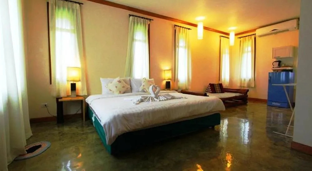 Hotel Paicome Hide Away Resort