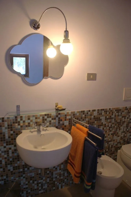 Casa il Girasole con piscina nelle Marche