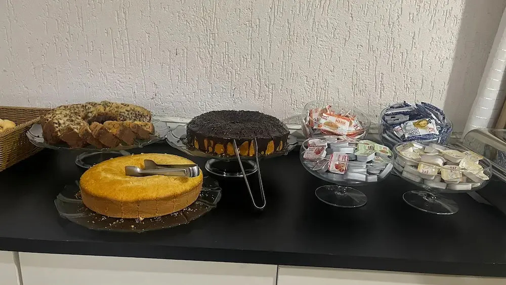 Hotel Tenda Brigadeiro - 5 Minutos a Pé do Metrô e Praça da Sé, 8 Minutos da Rua 25 de Março e Liberdade - Estacionamento Opcional