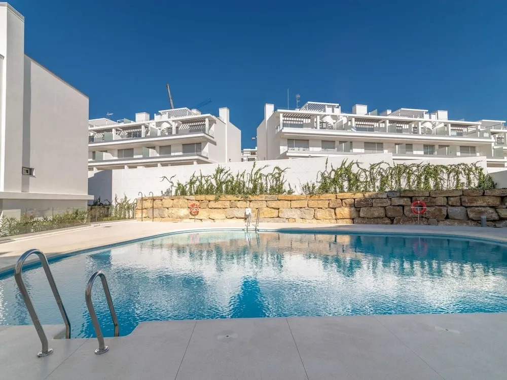 Le Mirage Retreat