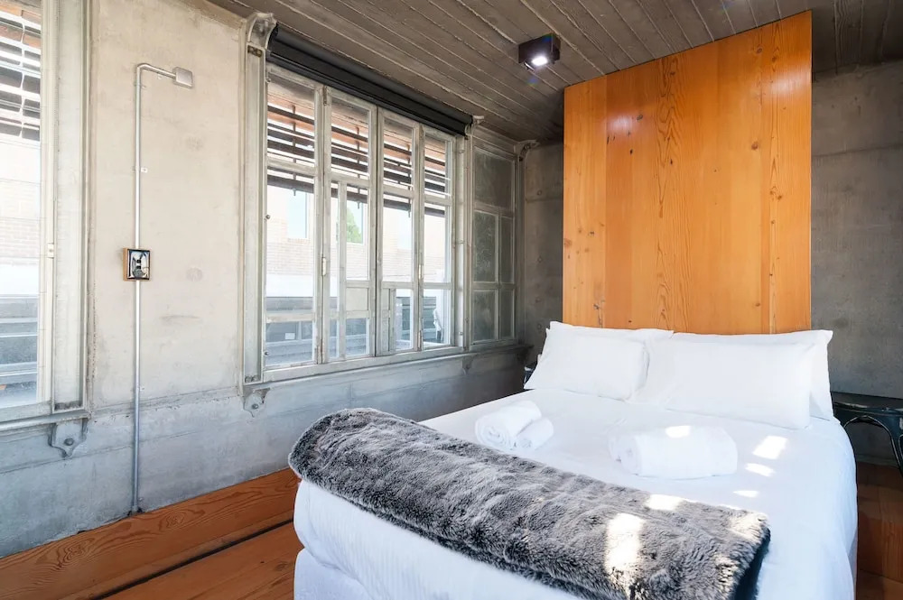 Executive Rental Style House