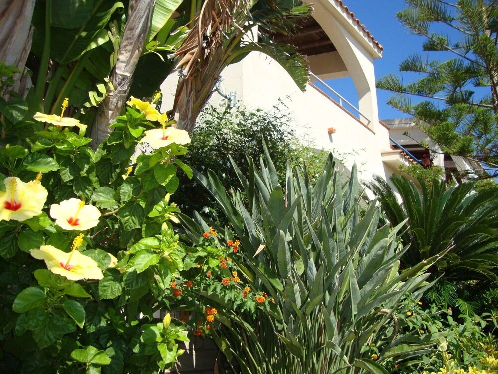 Attractive Holiday Home in Sciacca With Tennis Court & BBQ