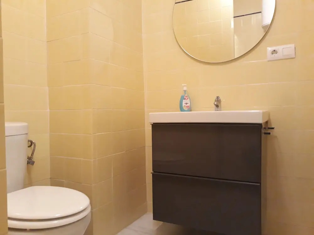 Bonito Apartamento en Alameda Hab.101