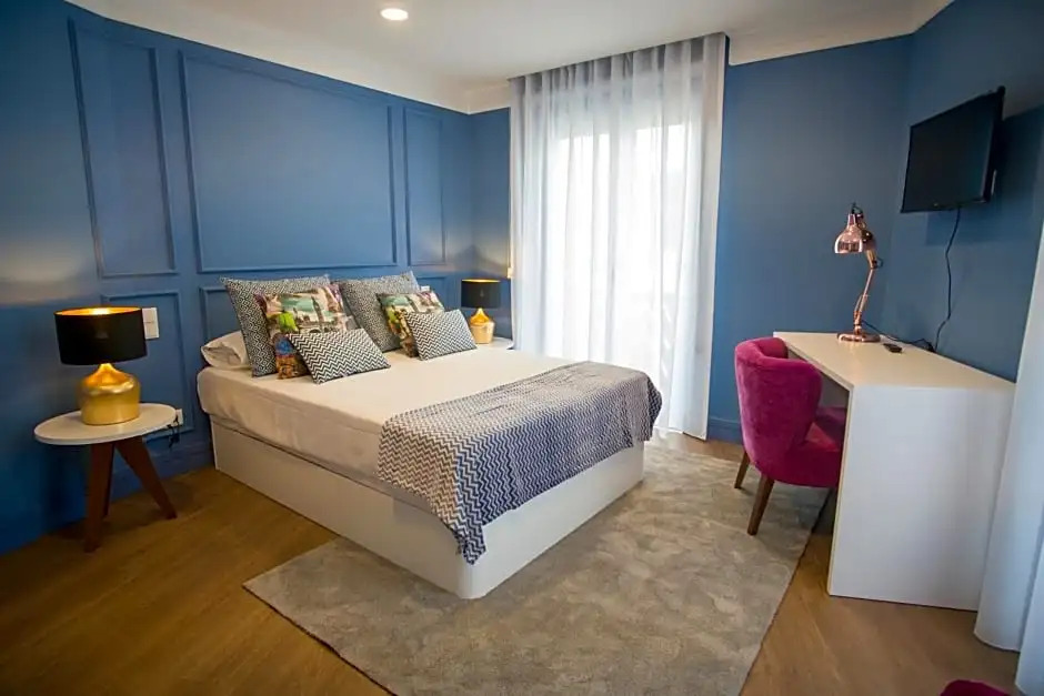 Zigzag Hostel