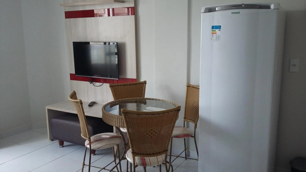 Lagoa Quente Flat Service