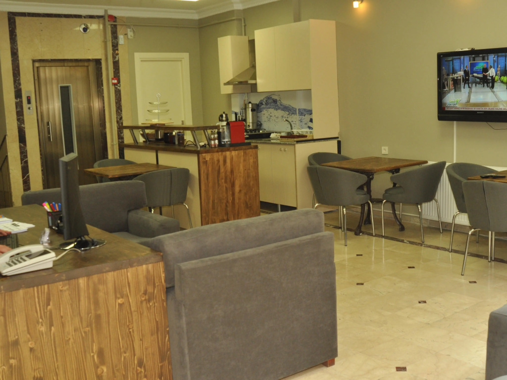 Net House Hotel