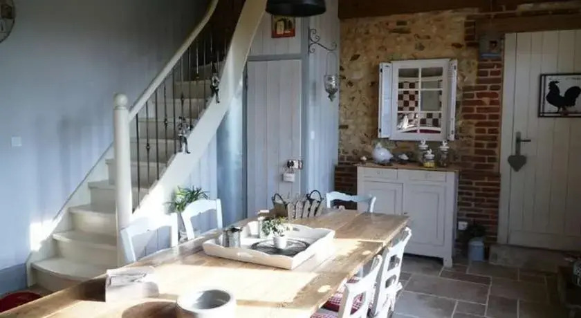 Le Clocher du May