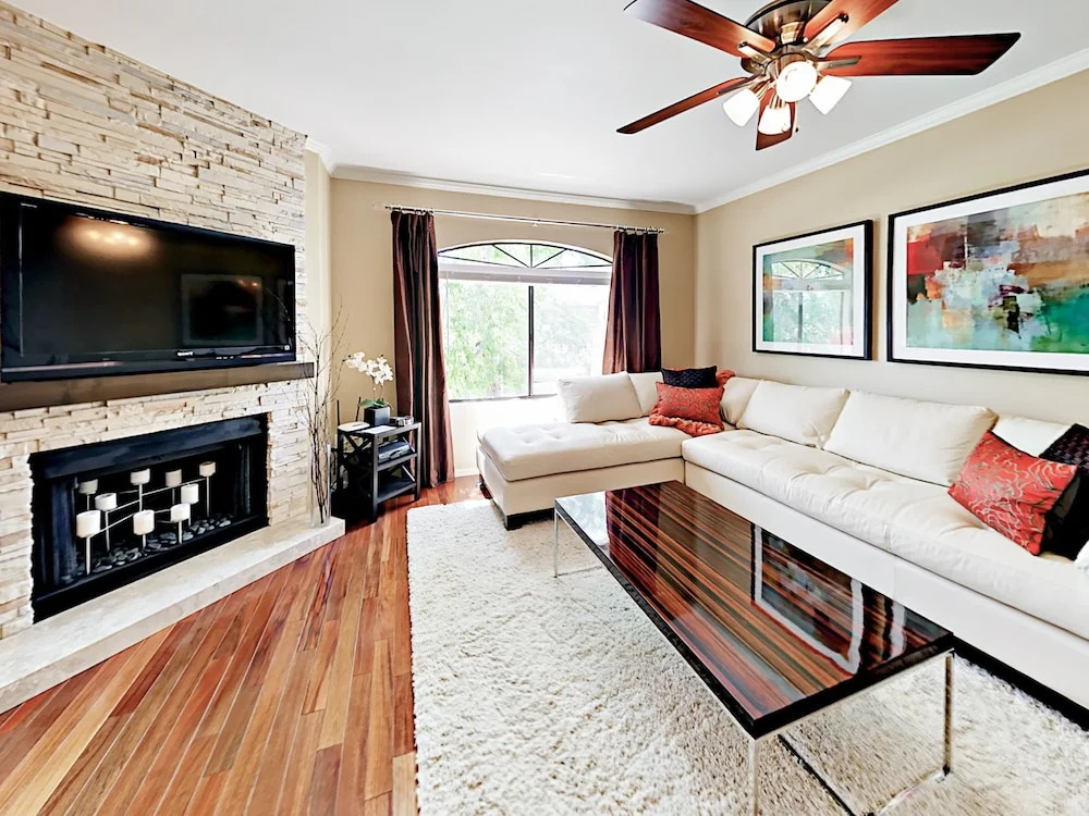 15095 N Thompson Peak Pkwy Condo #2053 2 Bedrooms 2 Bathrooms Condo