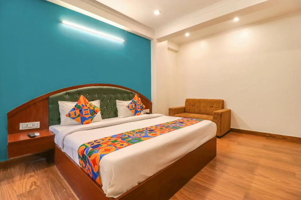 FabHotel Lime Tree - Nr Yashobhoomi Convention Centre