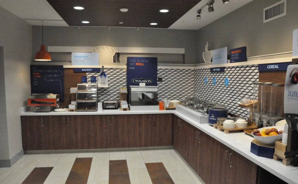 Holiday Inn Express & Suites Jackson by IHG