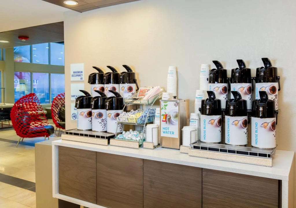 Holiday Inn Express Orange Beach - On The Beach by IHG