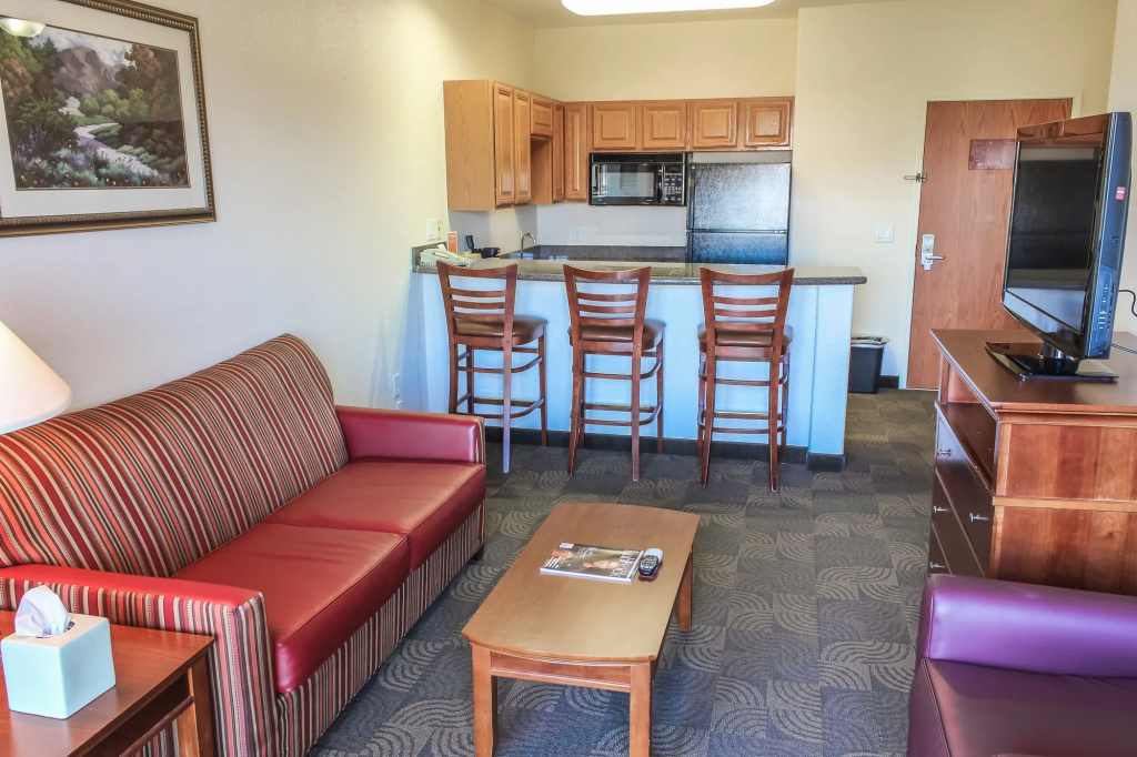 Best Western Lubbock West Inn & Suites